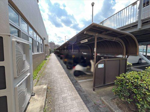 バイク置き場