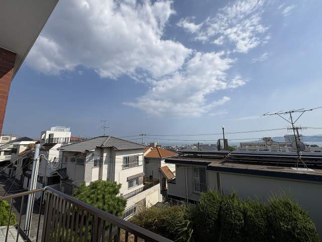 住戸からの眺望写真  写真撮影日：2026-08-01