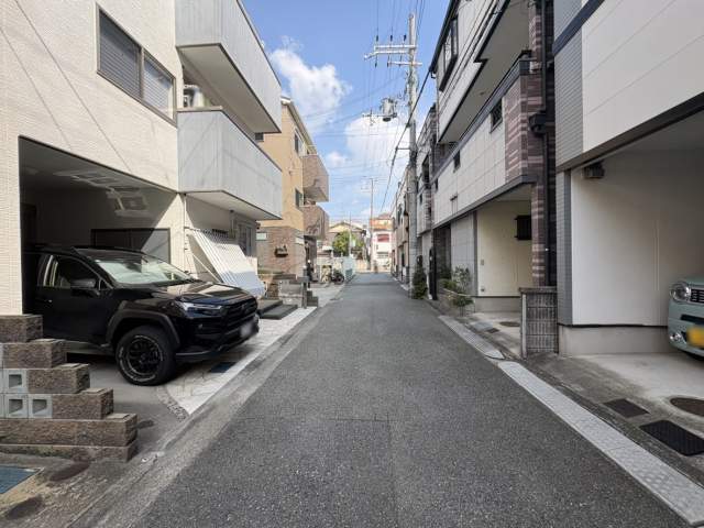 前面道路含む現地写真  写真撮影日：2026-09-24