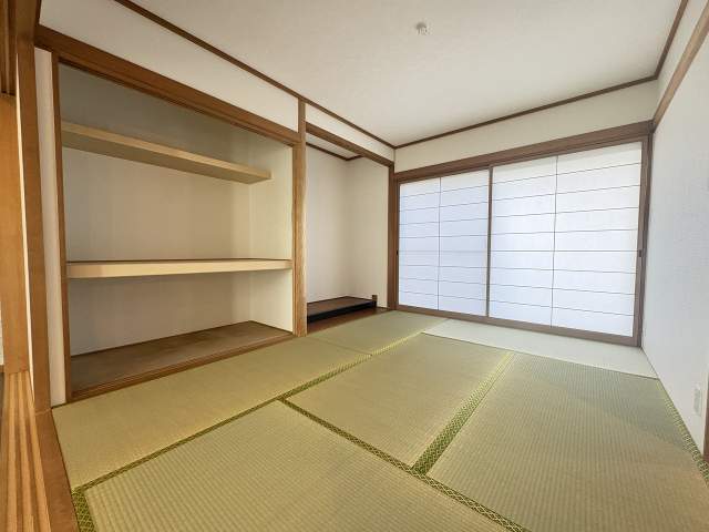 リビング以外の居室  写真撮影日：2026-10-01
