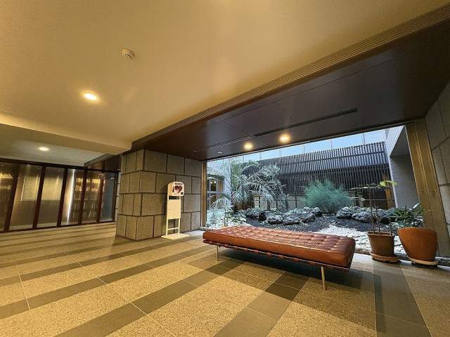 ロビー  写真撮影日：2026-10-02