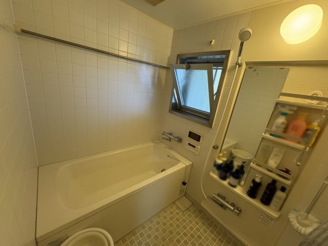 浴室  写真撮影日：2026-10-16