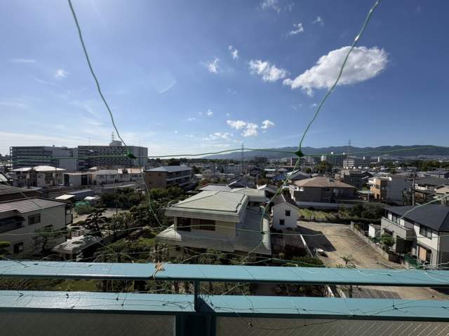 住戸からの眺望写真  写真撮影日：2026-10-16