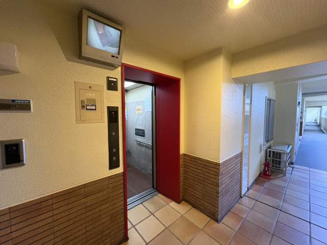 その他設備 エレベーター  写真撮影日：2026-10-16