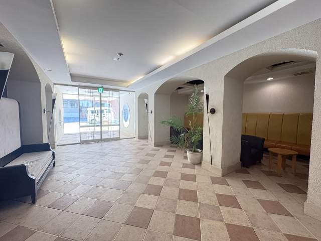ロビー  写真撮影日：2026-10-09