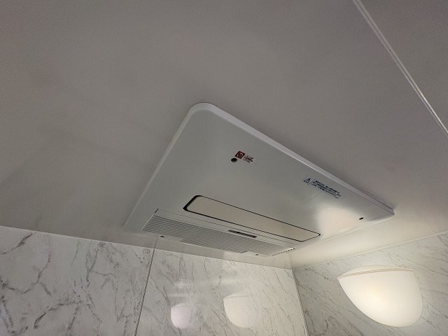 冷暖房・空調設備 浴室換気乾燥機  写真撮影日：2026-10-09