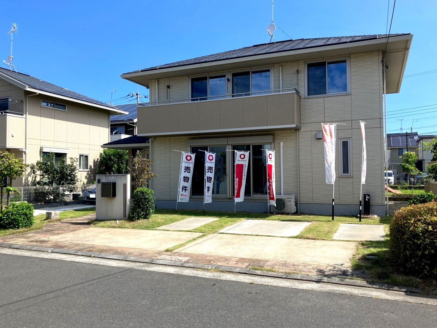 外観（2025年8月撮影）※車は価格に含まれません