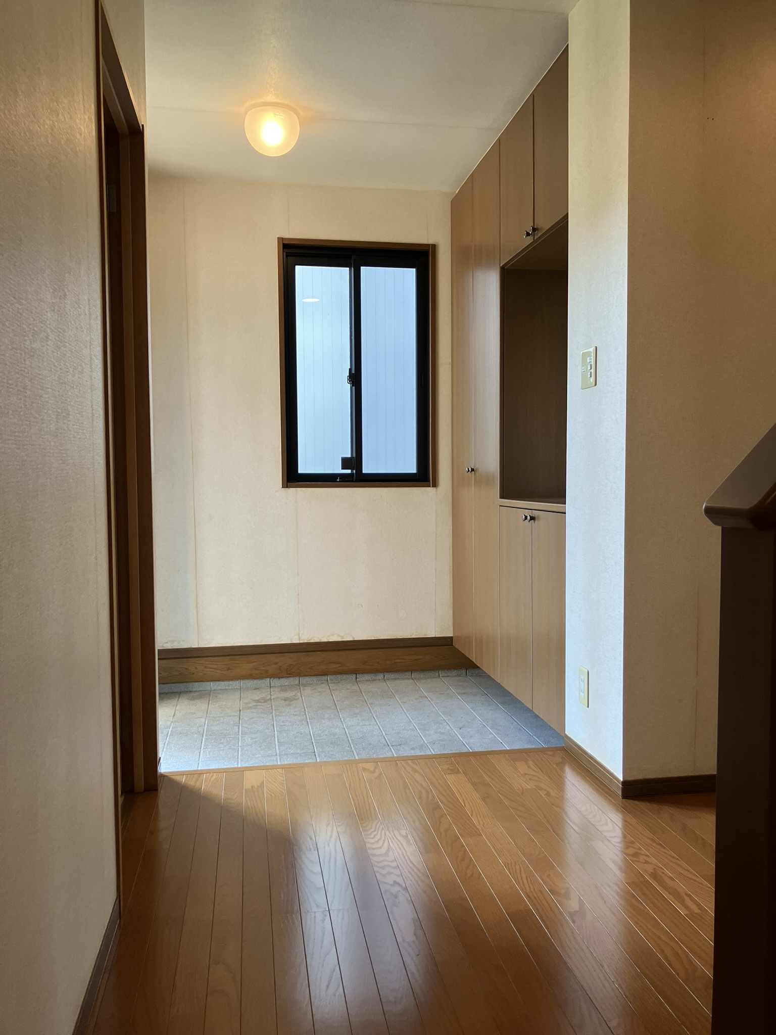 玄関ホール 写真撮影日：6/1/25, 12:00 AM