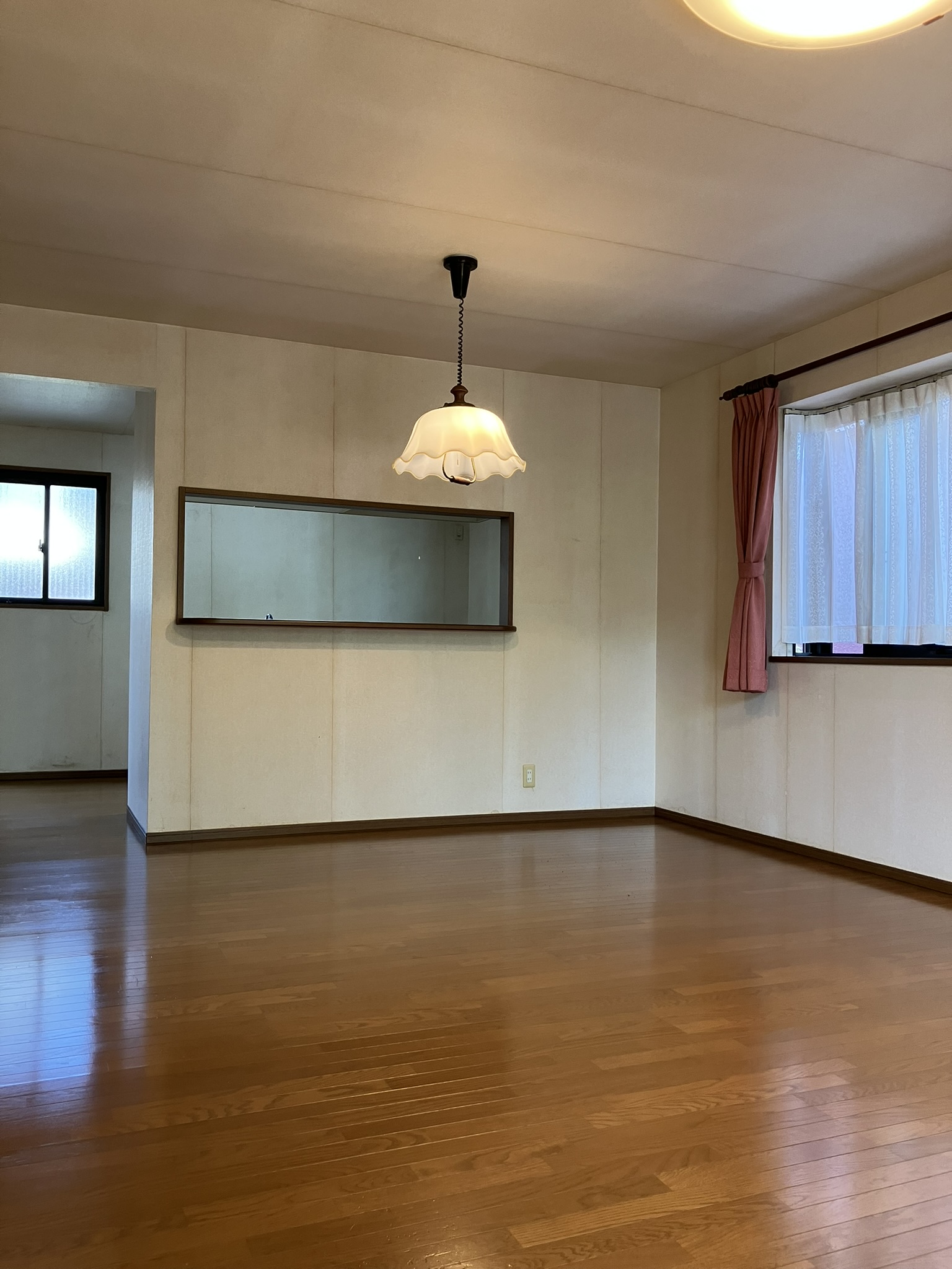 リビング・ダイニング 写真撮影日：6/1/25, 12:00 AM