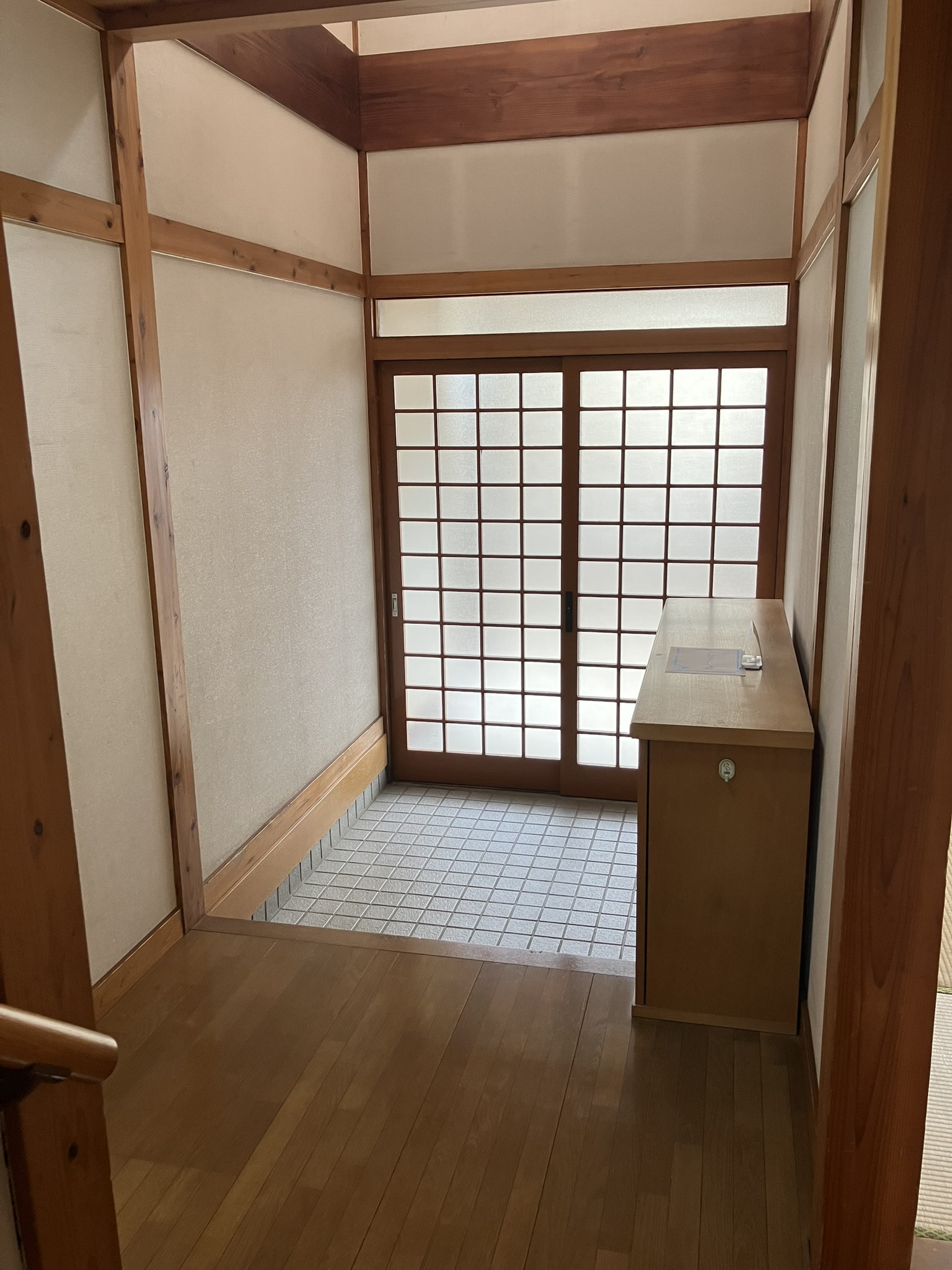 玄関 写真撮影日：10/24/25, 12:00 AM