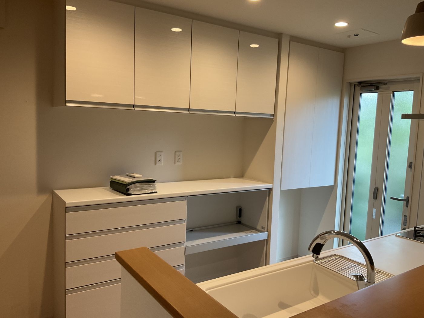 キッチン背面収納② 写真撮影日：9/13/25, 12:00 AM