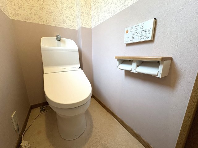 トイレ  写真撮影日：2026-08-28