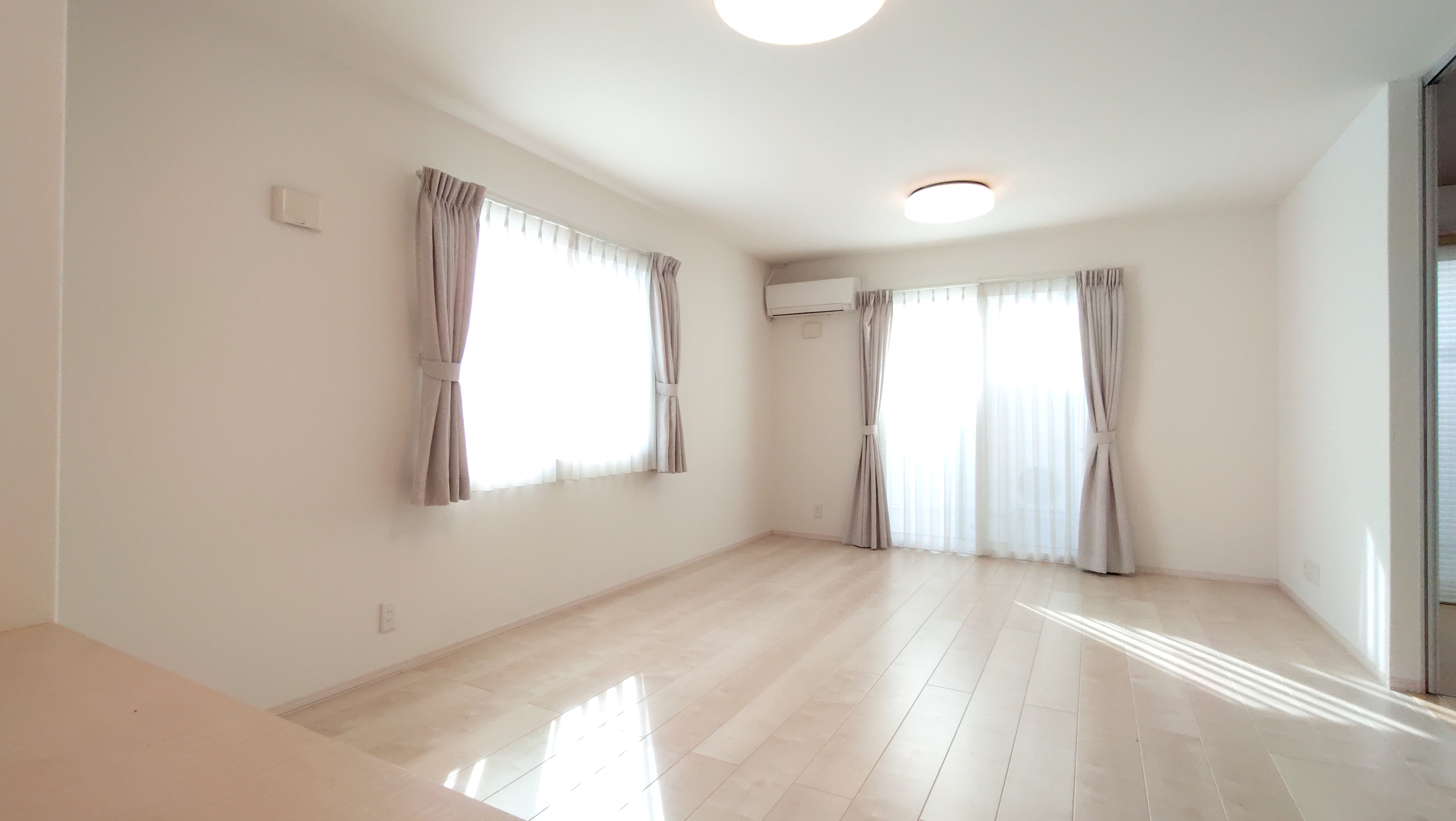 ２０２６年３月撮影　※写真中のカーテン、照明器具、エアコンは価格に含みます。