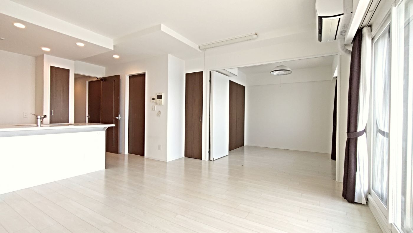 ２０２６年３月撮影　※写真内の照明器具、カーテン、エアコンは価格に含まれます。