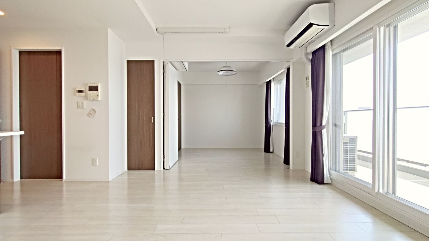 ２０２６年３月撮影　※写真内の照明器具、カーテン、エアコンは価格に含まれます。