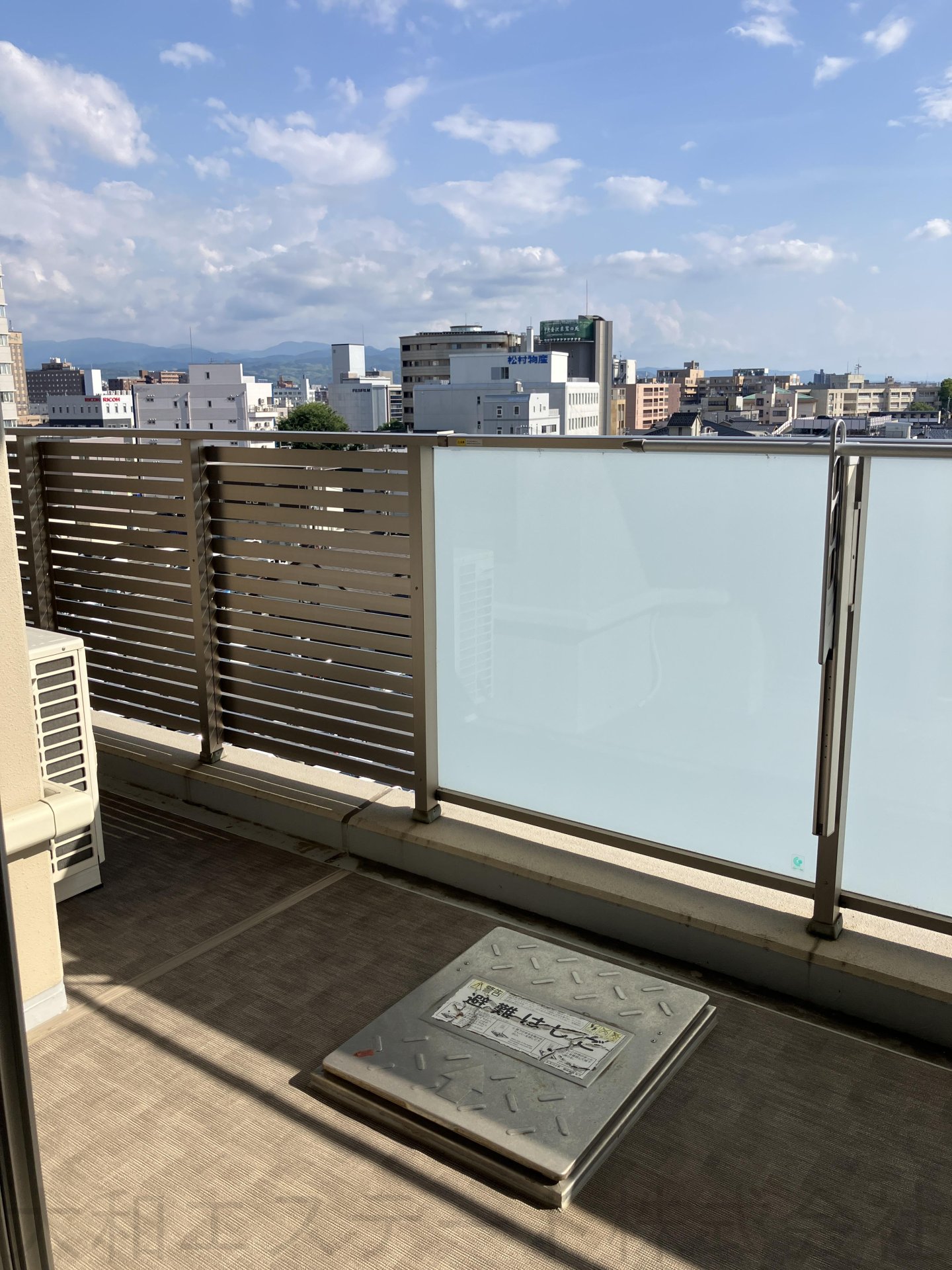 バルコニー