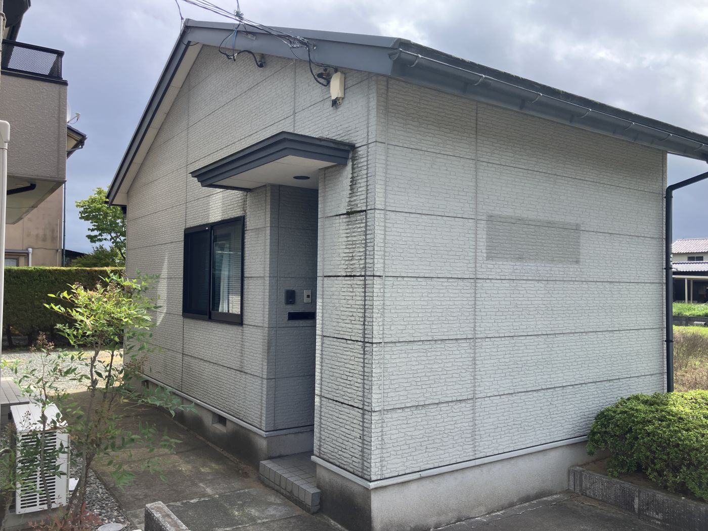 別棟建物（事務所として使用中）　２０２６年９月撮影