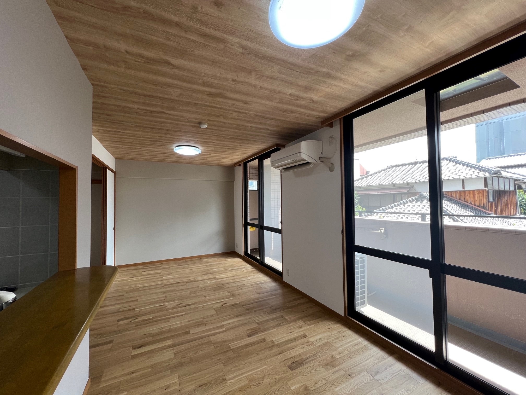 リビング 写真撮影日：8/25/23, 12:00 AM