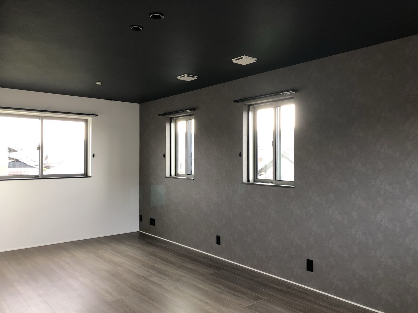 寝室 写真撮影日：6/24/24, 12:00 AM