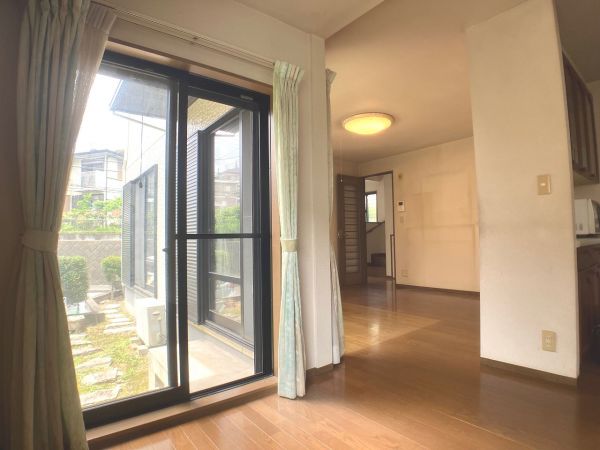 リビング  写真撮影日：2024-06-22