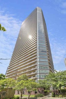 地上48階建の制震タワーレジデンス