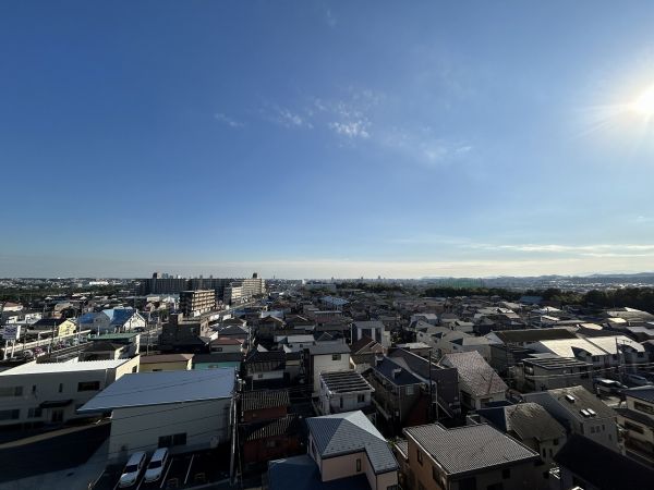 住戸からの眺望写真  写真撮影日：2024-11-28