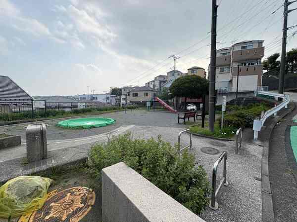 山王下公園／約80m