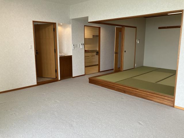 リビング  写真撮影日：2025-07-20