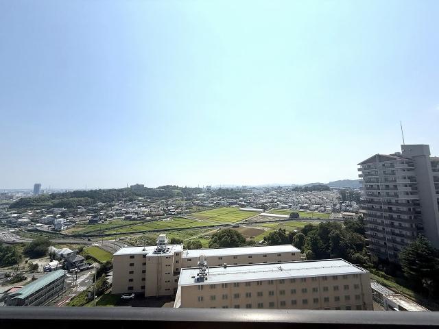 住戸からの眺望写真  写真撮影日：2025-08-24