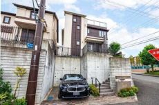 2018年12月築。三菱地所レジデンス分譲・三菱地所ホーム施工「ザ・パークハウスステージ」シリーズ。