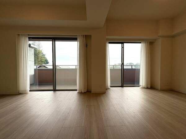 大切なペットと一緒に暮らせるマンションです(規約制限有)。LDはペットにも優しい床暖房付です。