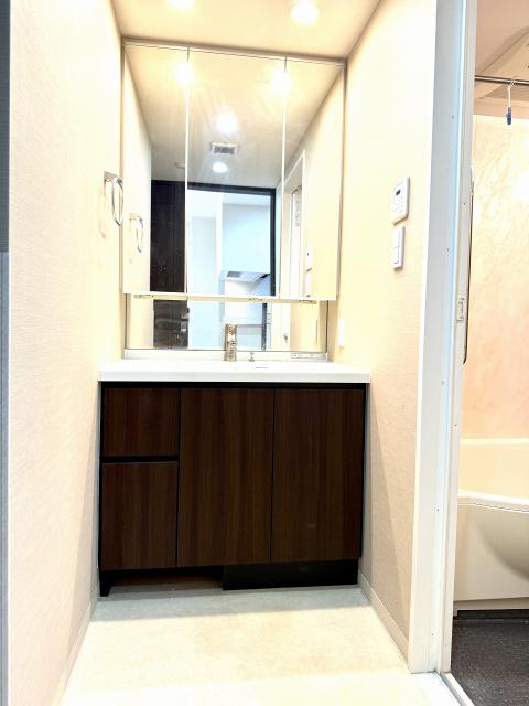 洗面台・洗面所  写真撮影日：2025-10-23