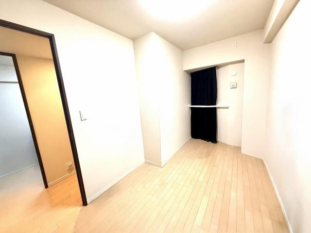 リビング以外の居室  写真撮影日：2025-10-23