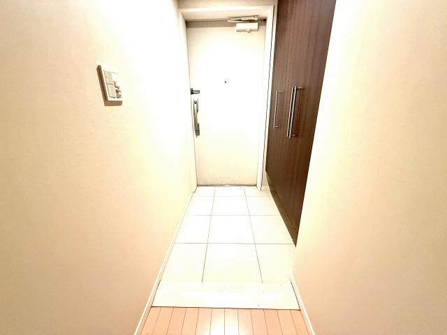 玄関  写真撮影日：2025-10-23