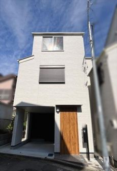 現地外観(2025年10月撮影)