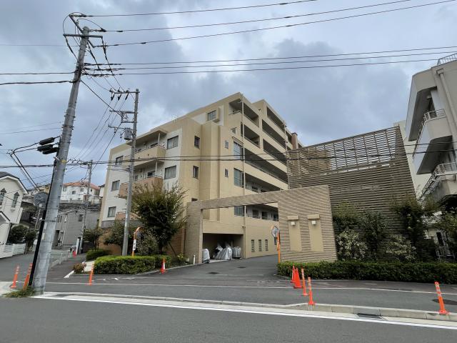 現地外観写真  写真撮影日：2025-10-26