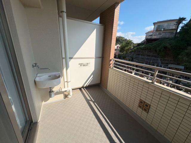 バルコニー  写真撮影日：2025-10-30