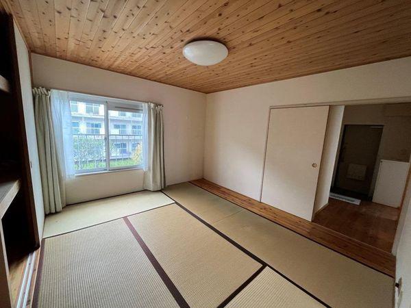 北西側和室約6.0帖・ホール