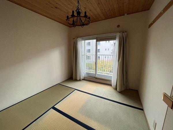 南東側和室約4.5帖