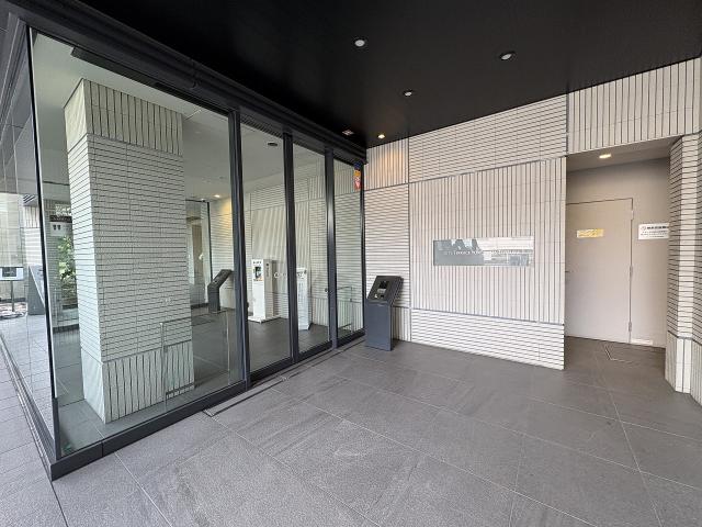 エントランス  写真撮影日：2025-11-02