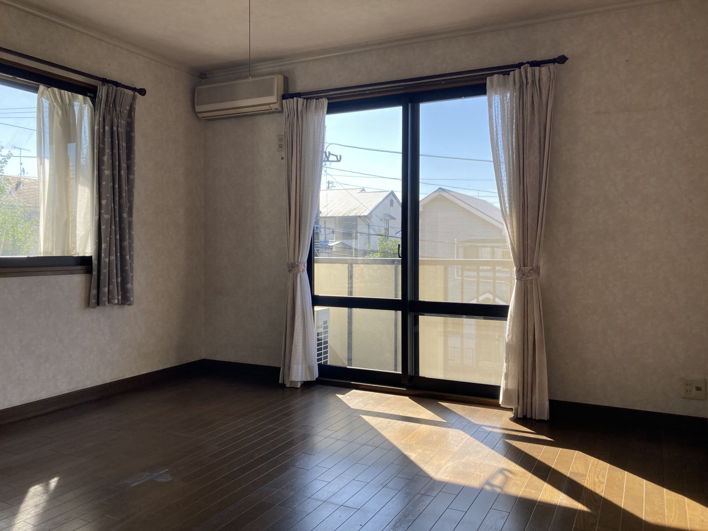 主寝室 写真撮影日：11/14/25, 12:00 AM