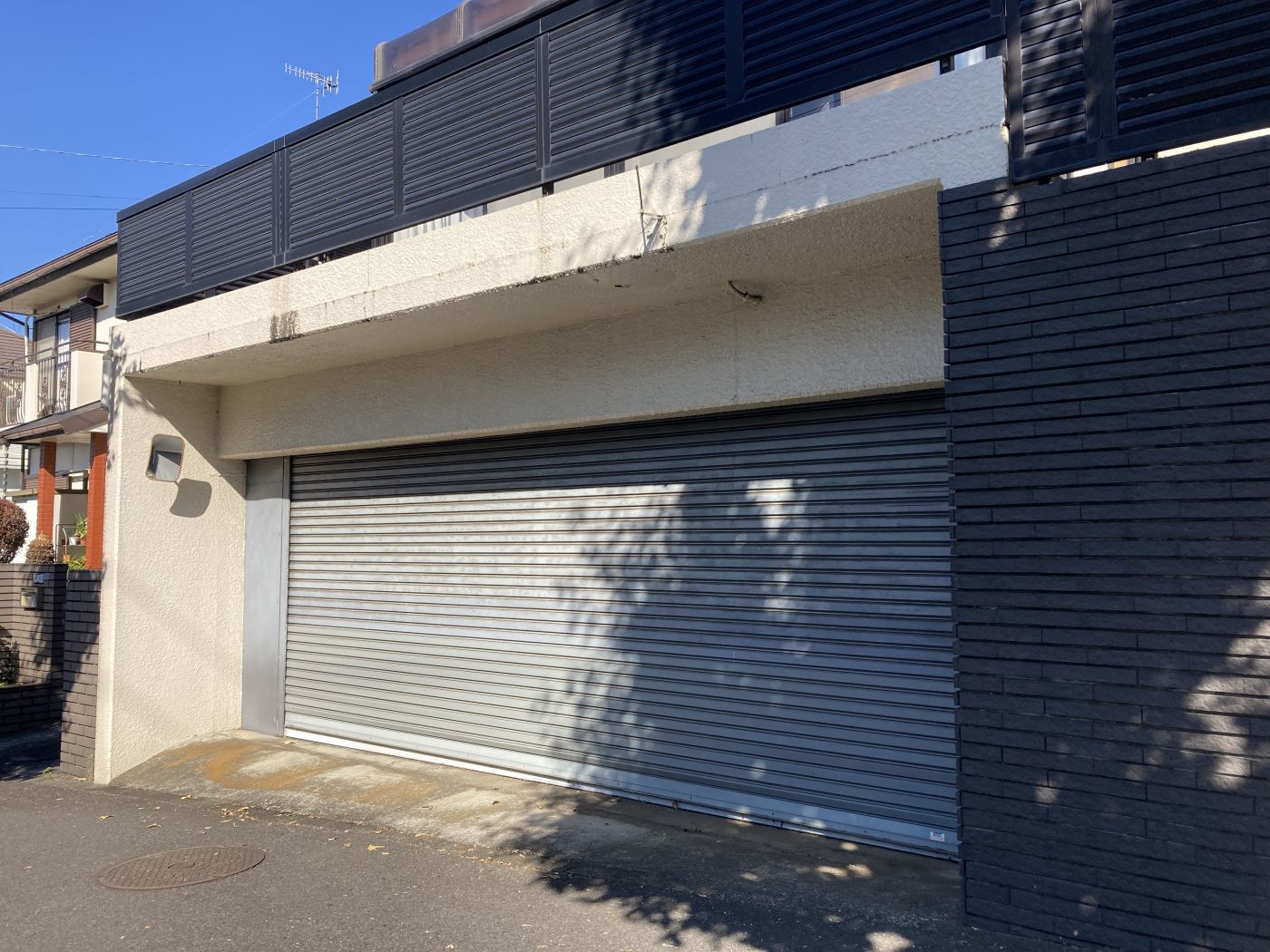 ガレージ 写真撮影日：11/14/25, 12:00 AM