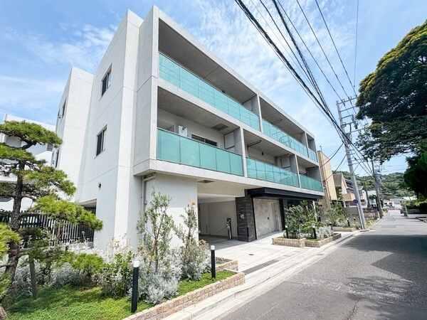 ■2024年2月築　■逗子海岸まで約160mの立地