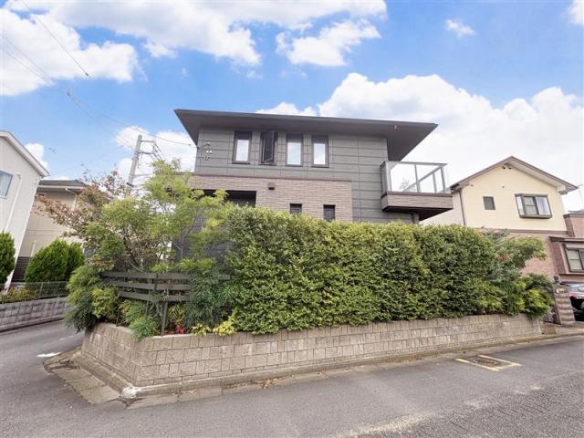 前面道路含む現地写真  写真撮影日：2025-11-02