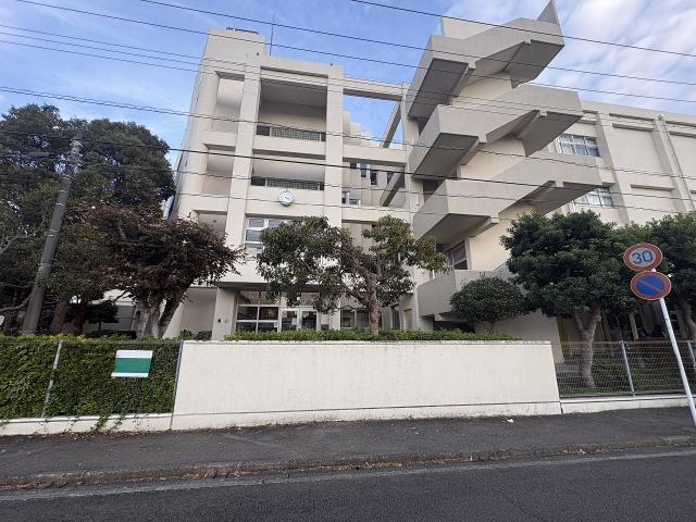 藤沢市立大清水中学校 430m 写真撮影日：2025-11-02