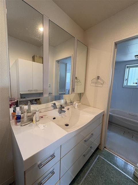 洗面台・洗面所  写真撮影日：2025-11-27