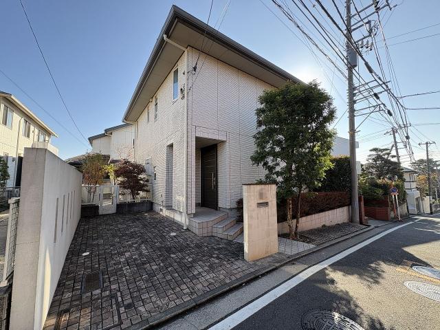 駐車場  写真撮影日：2025-11-27