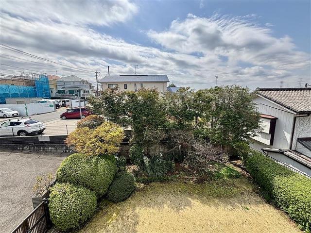 住戸からの眺望写真  写真撮影日：2025-12-13