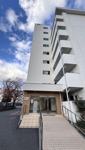 総戸数57戸。管理会社により巡回管理されているマンションです。即ご入居いただけます(残金精算後)。