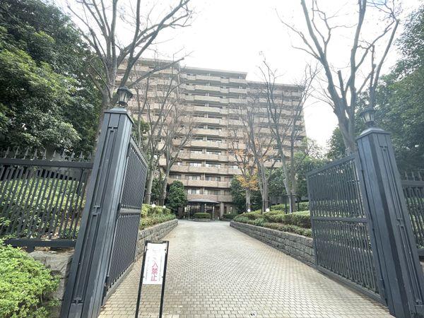 エントランスゲート・アプローチ